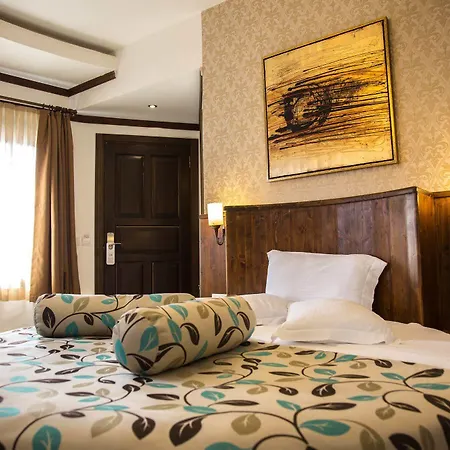Orcey Hotel 3*